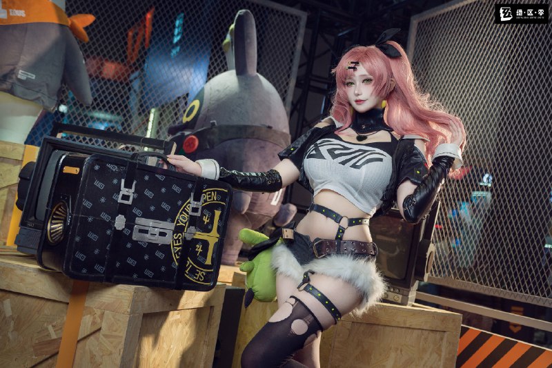 精彩瞬间丨2024BW全程回顾2024BW落下帷幕，感谢绳匠们再一次的支持与陪伴，让我们一起回顾这几天的美好瞬间吧~—— 欢迎来到新艾利都！——source @ZZZ_Game精彩瞬间丨2024BW全程回顾2024BW落下帷幕，感谢绳匠们再一次的支持与陪伴，让我们一起回顾这几天的美好瞬间吧~—— 欢迎来到新艾利都！——source @ZZZ_Game