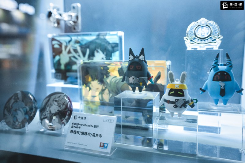 精彩瞬间 | 2025元旦萤火虫现场图集报告各位绳匠，限时记忆，收集完毕！source @ZZZ_Game精彩瞬间 | 2025元旦萤火虫现场图集报告各位绳匠，限时记忆，收集完毕！source @ZZZ_Game