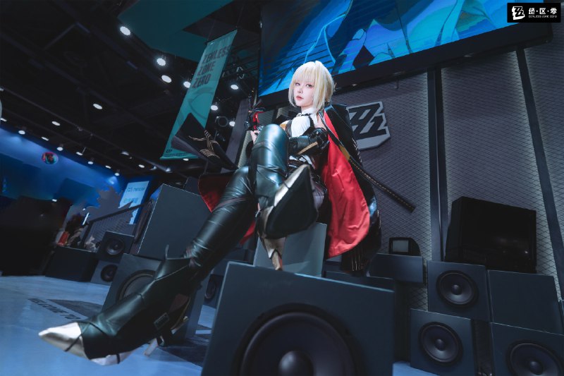 精彩瞬间 | 2025元旦萤火虫现场图集报告各位绳匠，限时记忆，收集完毕！source @ZZZ_Game精彩瞬间 | 2025元旦萤火虫现场图集报告各位绳匠，限时记忆，收集完毕！source @ZZZ_Game